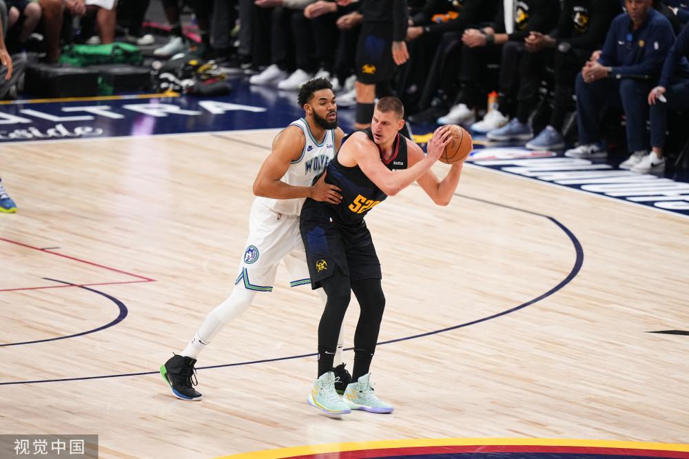 [冠军欧洲]观察家：孙葆洁解析争议判罚.